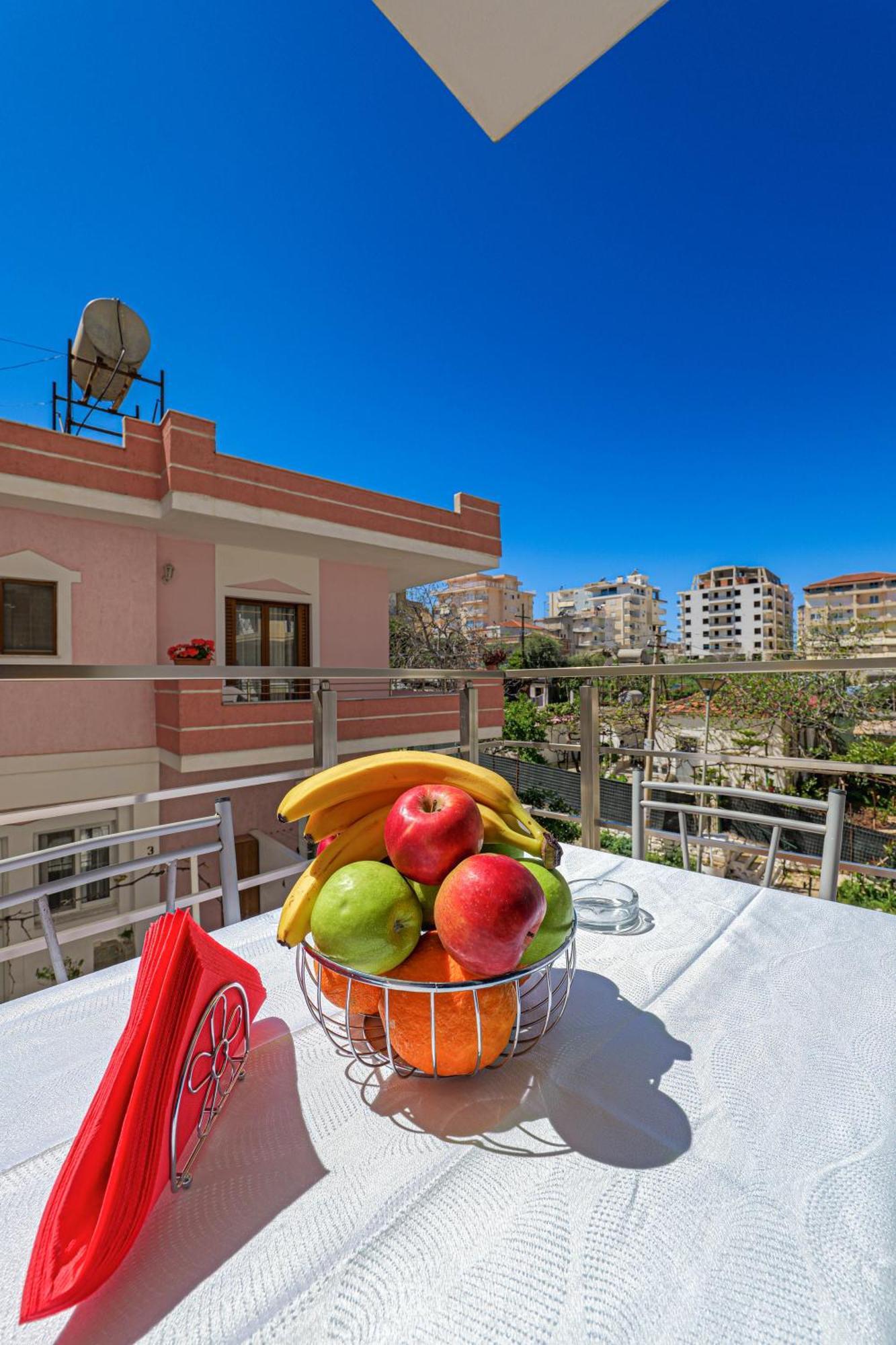 Valentina Apartment 1 Sarande Bagian luar foto