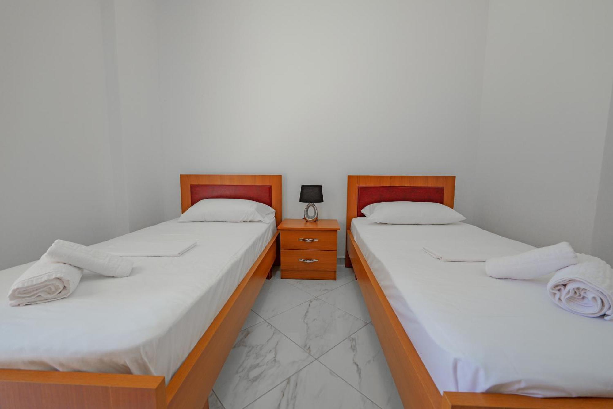 Valentina Apartment 1 Sarande Bagian luar foto